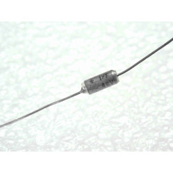 Lot de 3: condensateur...