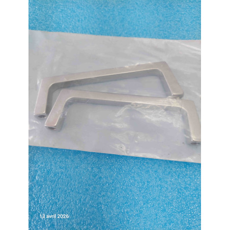 Lot de 2 Poignée en Aluminium 8888 entraxe 100mm 110mm x 32 Radiospares 750-339  ( Q5A )