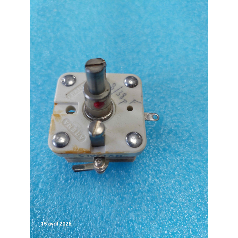 Condensateur Variable 8 à 38pF Condensateur à Air Variable  8/38pF  D2PMI5  ( Q5B )
