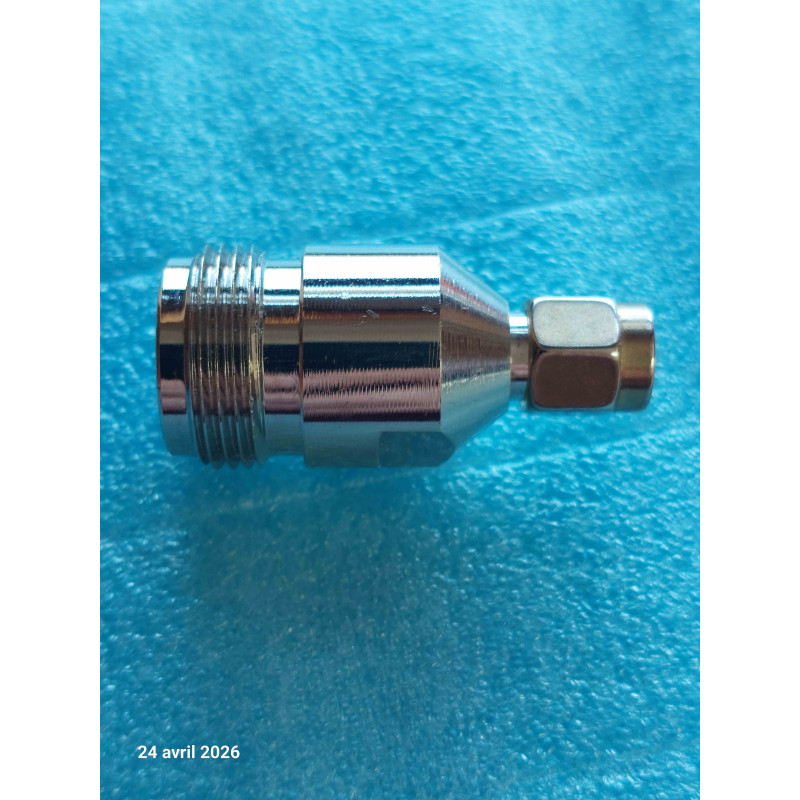 Adaptateur RF Fiche N Femelle vers SMA Male  N F / SMA M ( 2L1 )