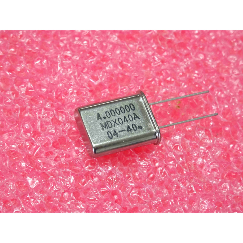 Lot de 2: Quartz 4MHz 4.000000MHz ~ HC49U , MDX040A (1O2)