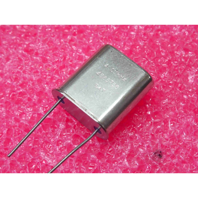 Lot de 2: quartz 4MHz 4000kHz ~ 4585728 SAT , 19x17x7mm (1O)