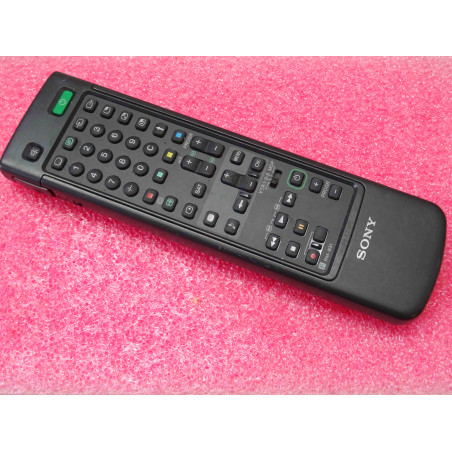 télécommande SONY RM-831 (3O)