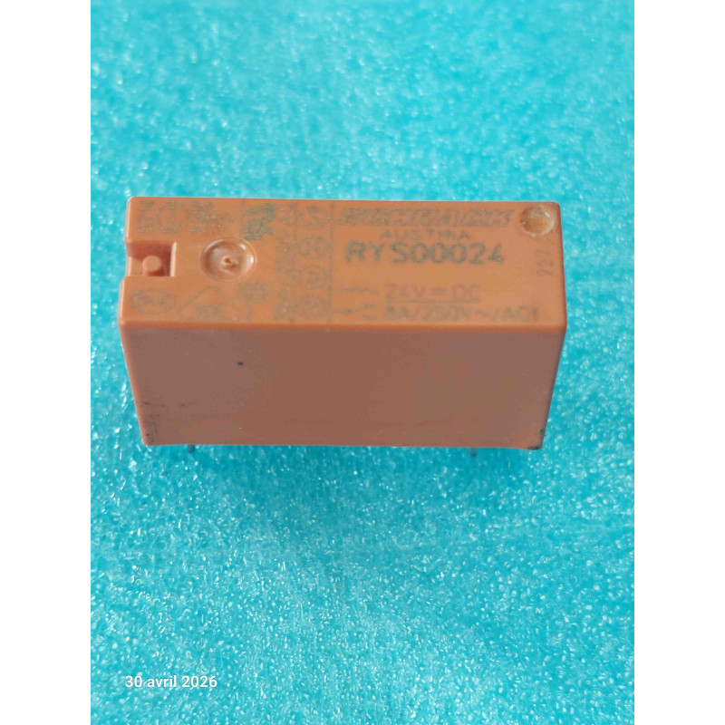 Relais 24Vdc Schrack RYS00024 5 pins 8A - 250V BOB: 24Vdc  ( TIRO11 )