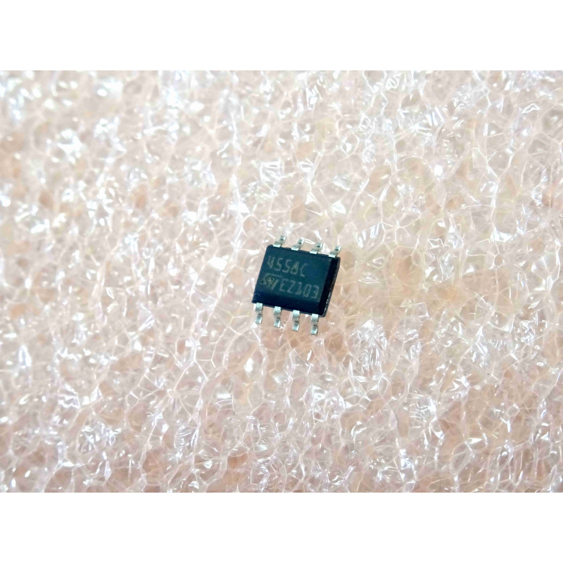 ci cms MC 4558 CD ~ ic smd MC4558CD wide bandwidth dual bipolar operational amplifier (pin-to-pin compatible MC1458 LM358)(4B5)