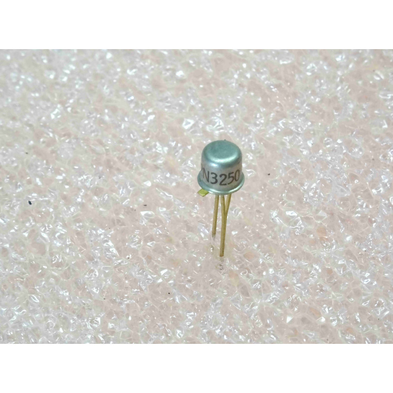 Lot de 2: switching transistor 2N 3250 ~ 2N3250 , Si PNP ~ Ucb 50V , Uce 40V , Ueb 5V , Ic 200mA ~ TO-18 , motorola