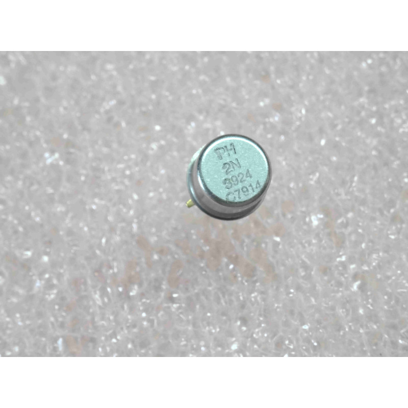 transistor 2N 3924 ~ 2N3924 Si NPN ~ RF optimized for large-signal power-amplifier & driver application to 300MHz, boîtier TO39