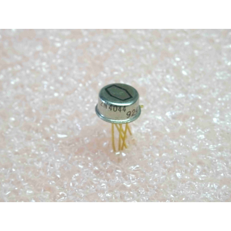 Lot de 2: transistor 2N 4044 ~ 2N4044 dielectrically isolated dual NPN ~ Uce 60V , Ucc 100V , Ic 10mA ~ boîtier TO-78 , 6-pins