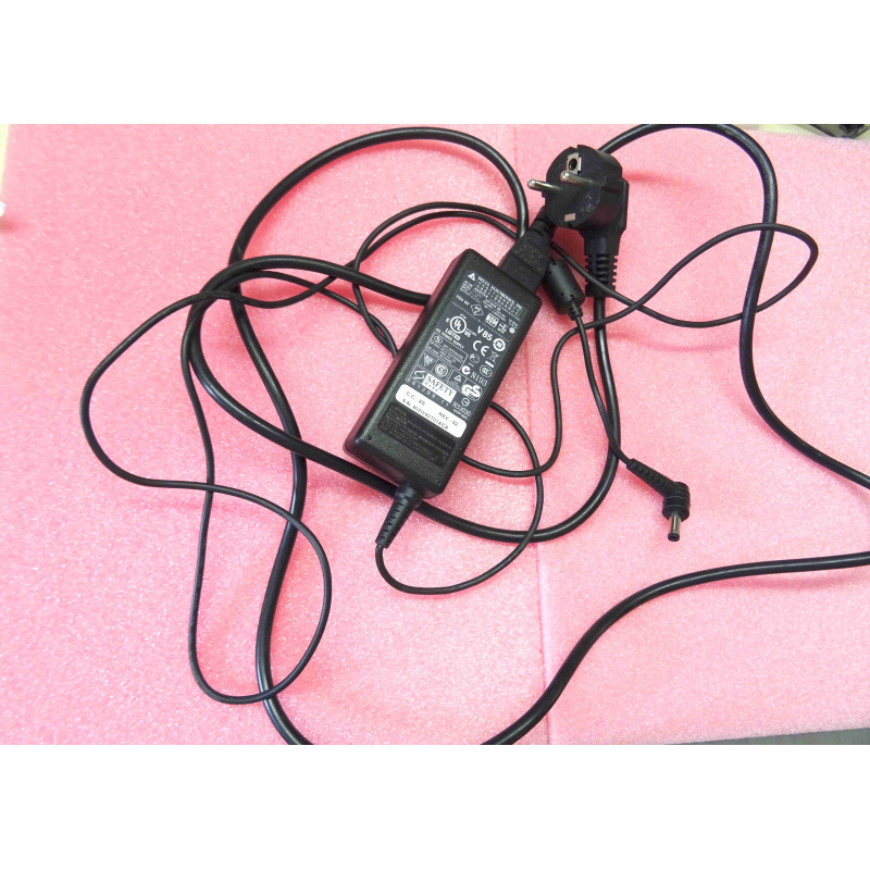 alimentation ITE 50Hz-60Hz Delta Electronics ADP-65HB BB 061288-11 adaptateur AC/DC, input 100V-240Vac 1.5A, output 19Vdc 3.42A