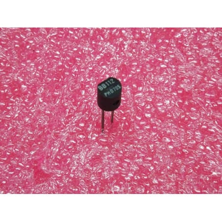 Lot x2: Si variable capacitance diode BB 112 ~ 17pF-560pF BB112 ~AM tuning appli