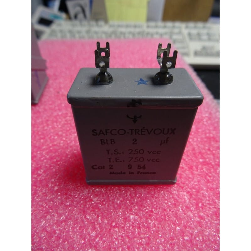 Grossiste condensateur 600V pour circuits et appareils