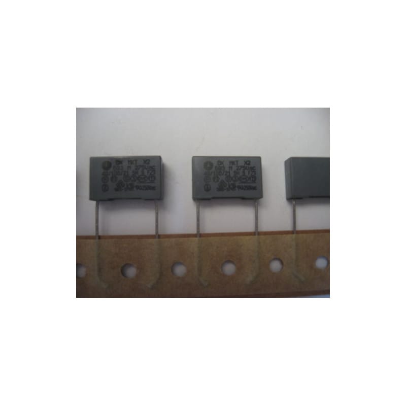 8 Condensateurs Plastiques 0.068µF 68nF 275Vac MKT X2