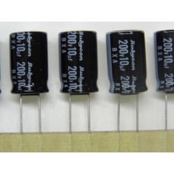 Lot x11: condensateur...